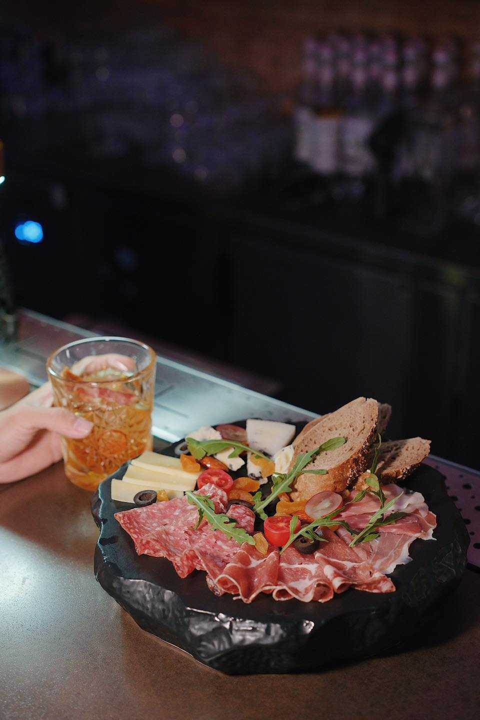 Parallel Cocktail Bar