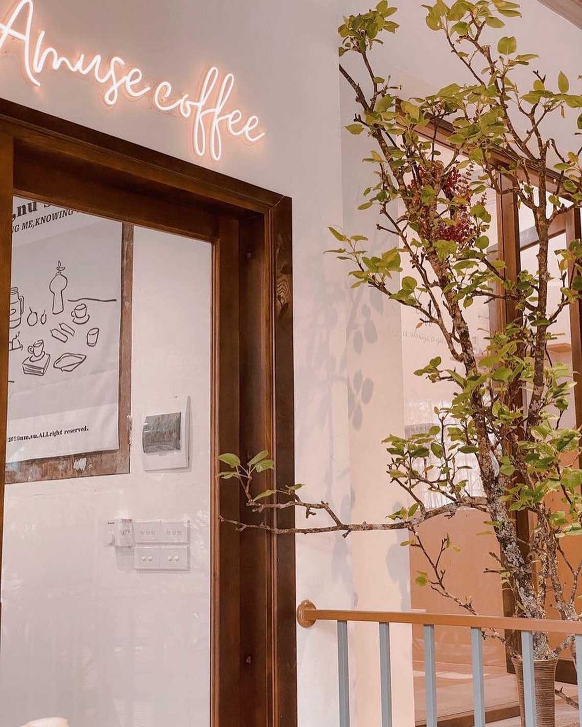 Photo by Hồng Na Na