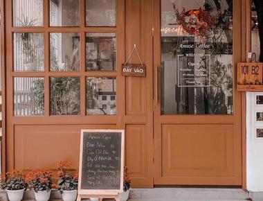AMUSE COFFEE - A Tranquil Garden Café with Stylish Indoor Seating