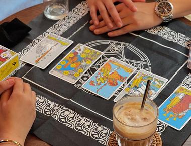 Một Hà Nội Coffee - Where Tarot Meets Tranquility