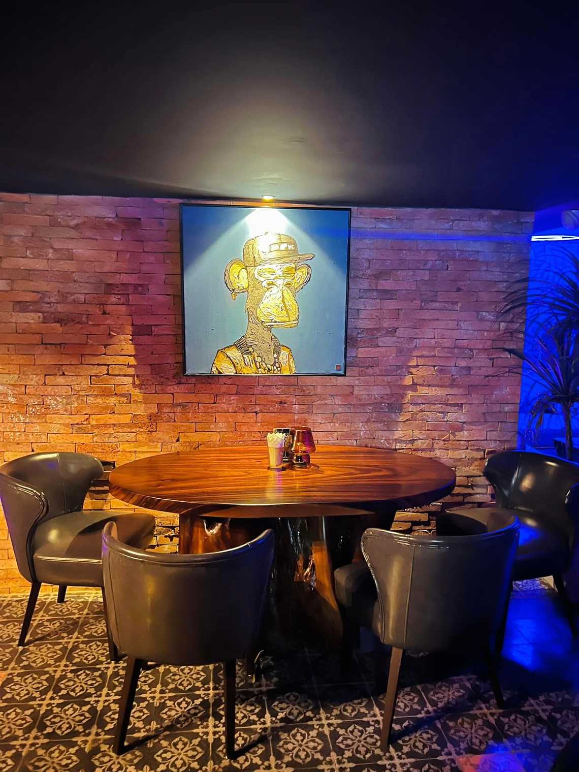 Parallel Cocktail Bar