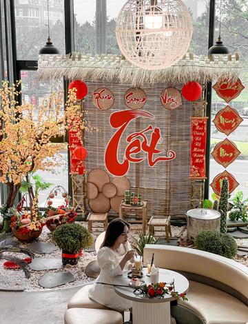 Mimita Coffee - A Blossoming Haven in the Heart of Hanoi